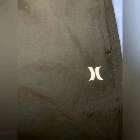 Hurley Black Men's Hybrid Shorts - Picture 5 of 8